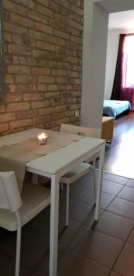 Romantic Central Flat Bratislava Dış mekan fotoğraf